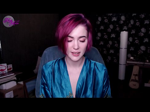 ❤️ Taelo ea ho jerk off ho ngoanana oa Serussia ka Senyesemane Litšoantšo tsa bootsoa ka morao ❌️❤